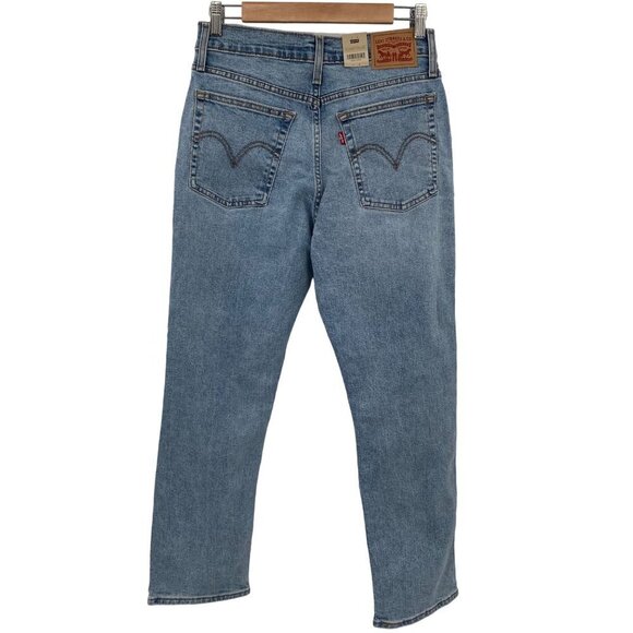 Levi's Wedgie Straight Jeans in Bridge of Bellflower Light Wash Button Fly - Picture 3 of 8